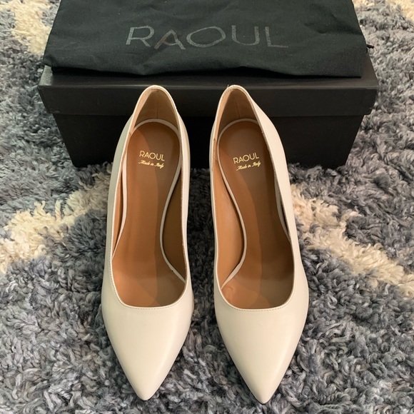 Raoul Pointed Wedges - Picture 2 of 4